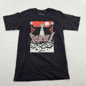 Universal Studios Monsters Mens Small Dracula Black Short Sleeve T-Shirt Shirt